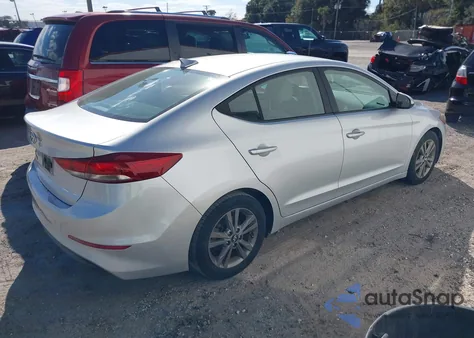 2018 Hyundai Elantra Sel z USA, uszkodzony, nr VIN 5NPD84LF1JH335015